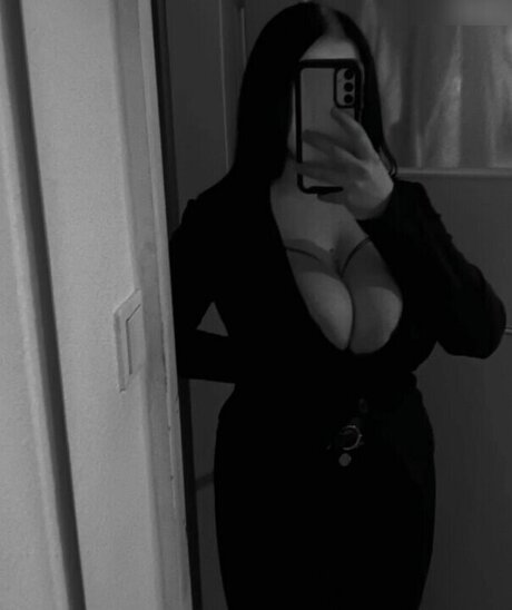 Schrpia_ porn actress picture