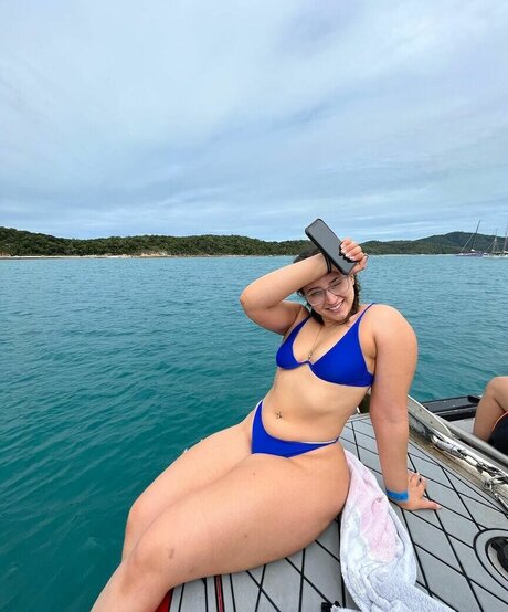 Anakakfit nice model pic