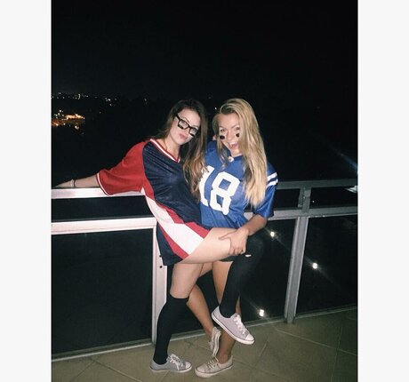 Fiona Cauley star nice galleries