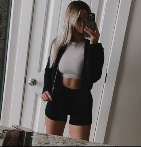 Amanda Sorensen pornstar erotic img