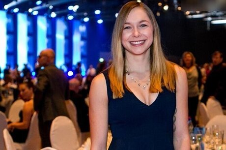 Gina L ckenkemper model nude picture