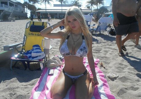 BestBlondiiecb erotic actress pics