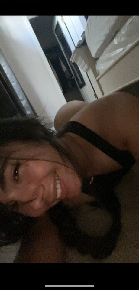 thelizzyporter star beautiful photo