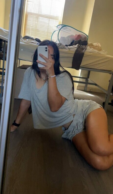 thelizzyporter model pretty photo