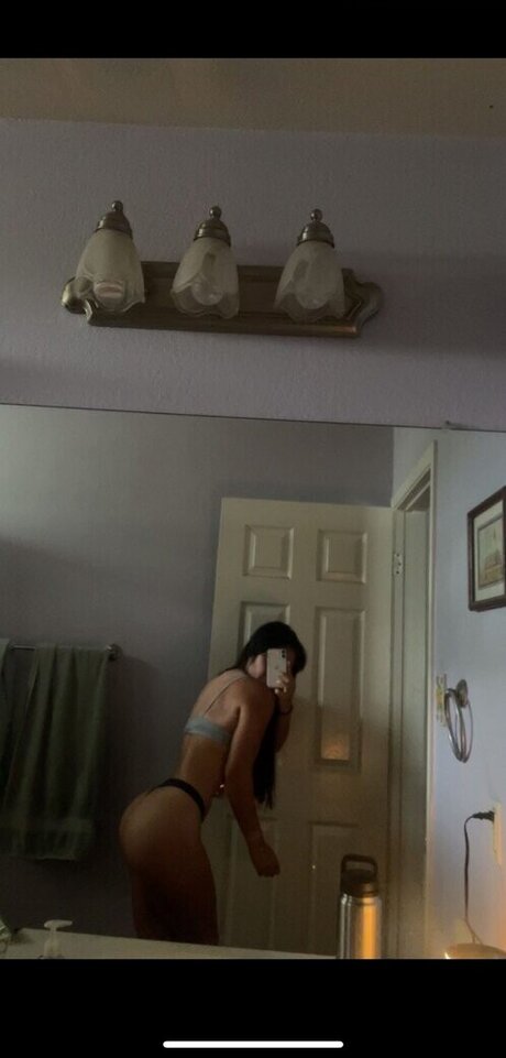 thelizzyporter model best pic