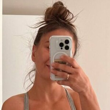 Karolina Kowalkiewicz model xxx pics