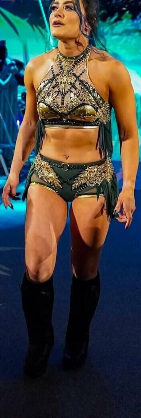 Lyra Valkyria hd actress picture