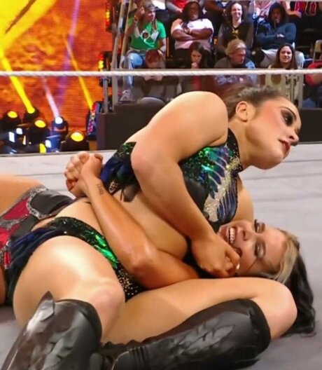 Lyra Valkyria sex star photo