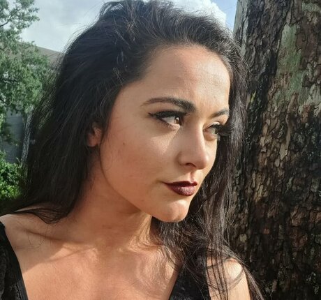 Lyra Valkyria star adult pic