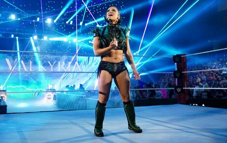 Lyra Valkyria pornstar nice img