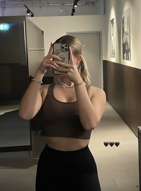 pierced onlyfans hot images