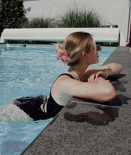 Vallixpauline erotic star galleries