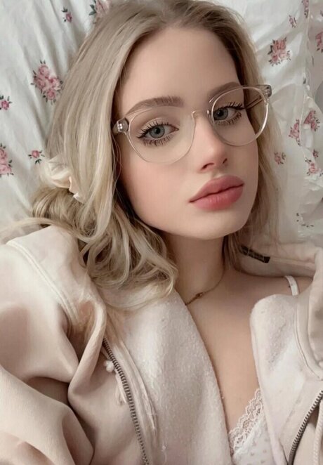 skinny asian teen onlyfans art porn archive