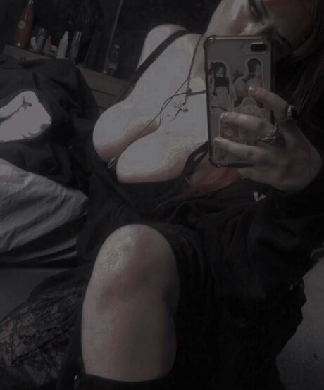 Livdracula perfect model pic