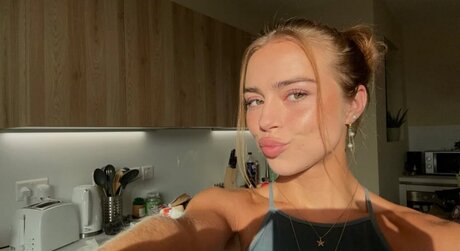 skinny petite onlyfans beautiful naked picture