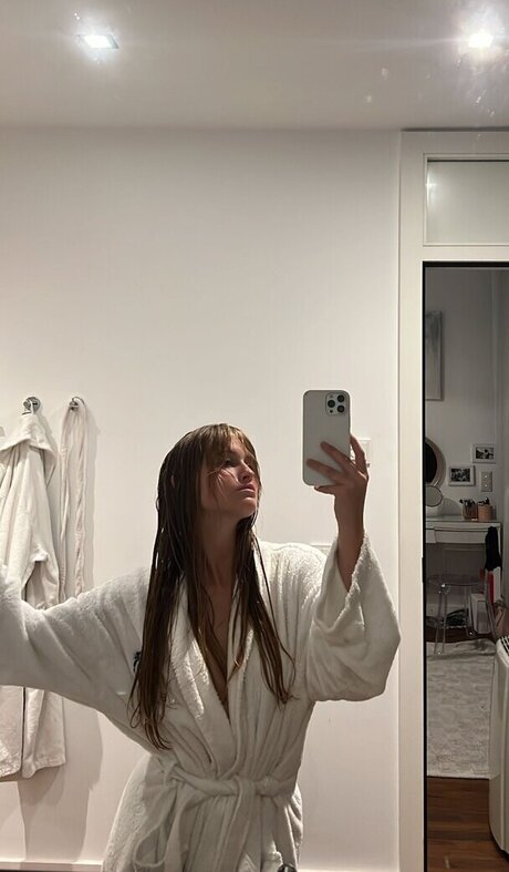 pregnant ebony onlyfans art nude galleries