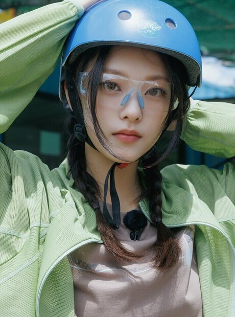 Haerin hd model gallery