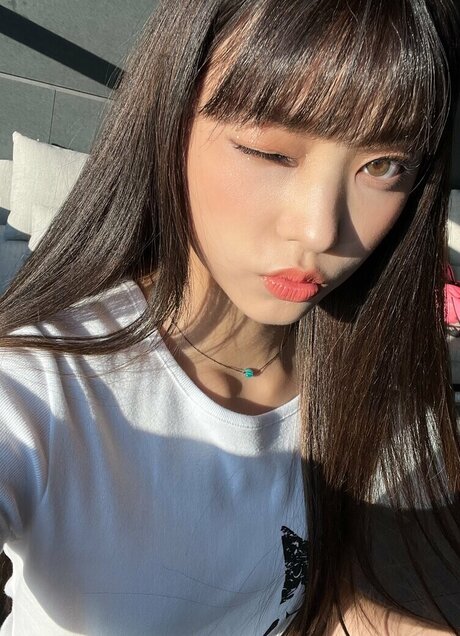 Haerin pretty star image