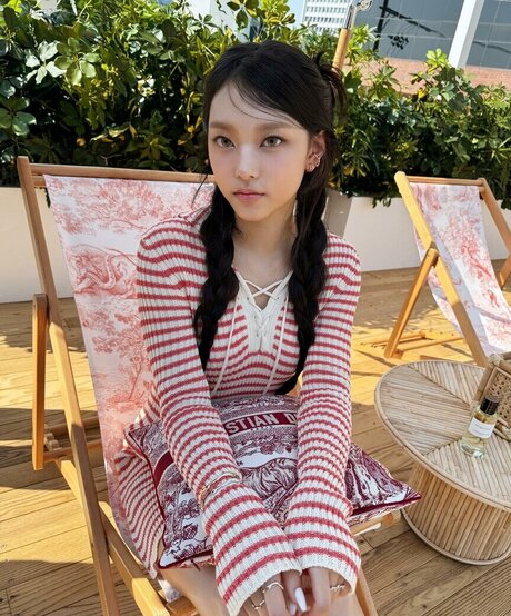 Haerin hot star picture