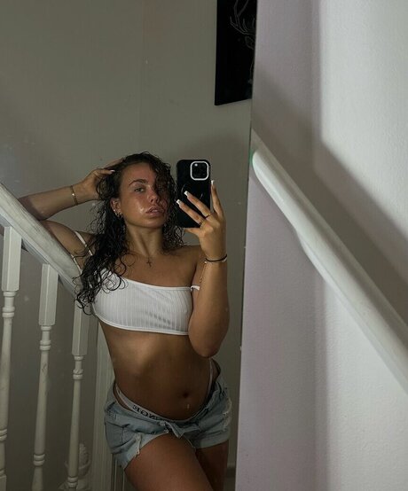 Olivia Alex star exclusive archive