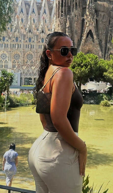 Olivia Alex star archive