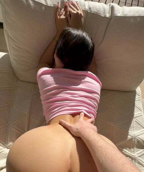 Sthu model top gallery