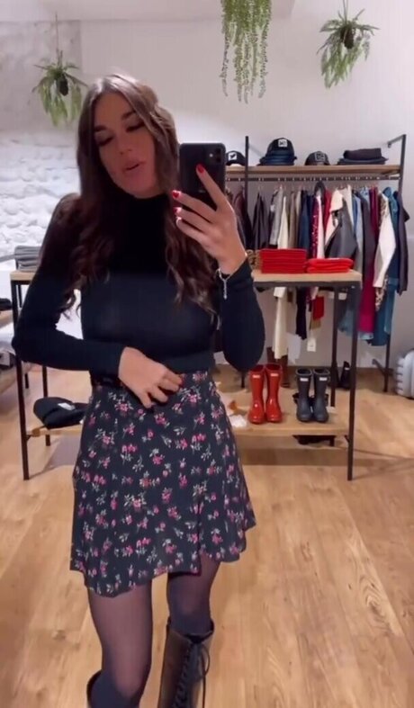 Claudia Magnabosco nude pornstar img