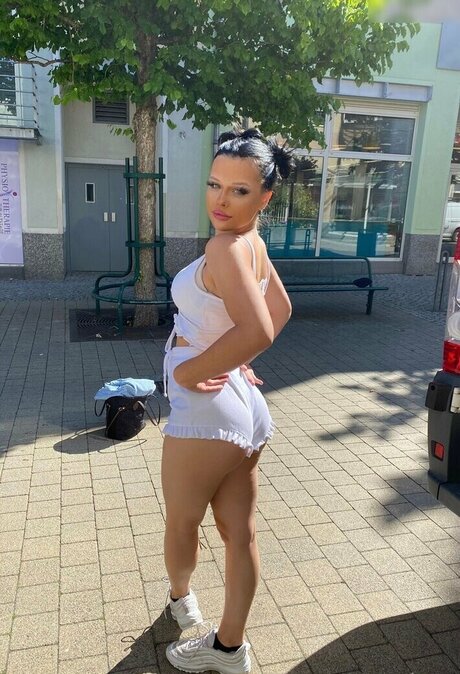 young ebony onlyfans hot nude gallery