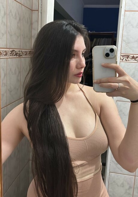 Fr4vinha pornographic actress pic