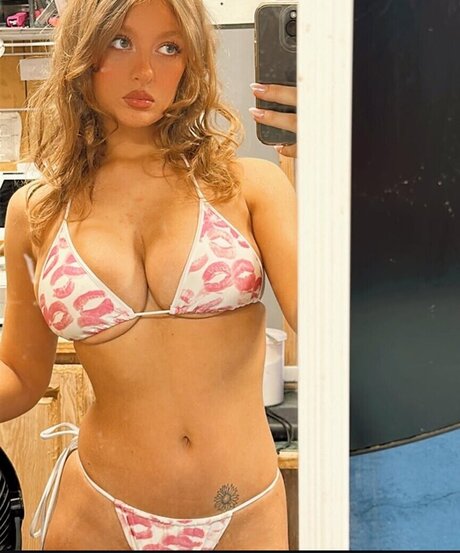 Candygirl21 free actress gallery