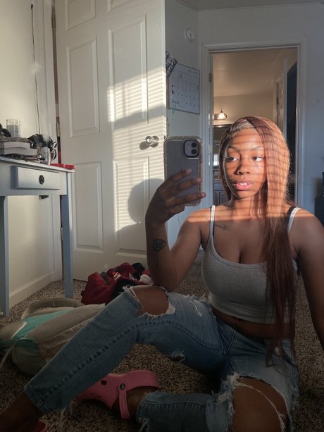 Lai xxx actress image