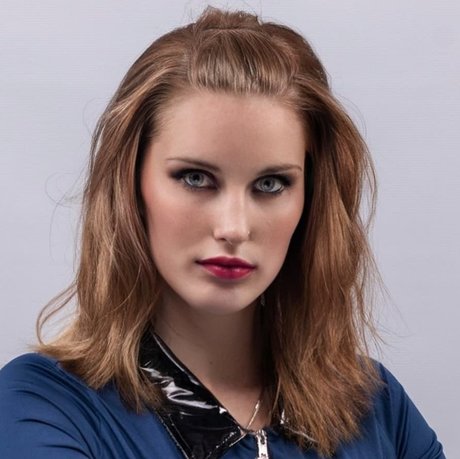 Lady Guenevere model archive