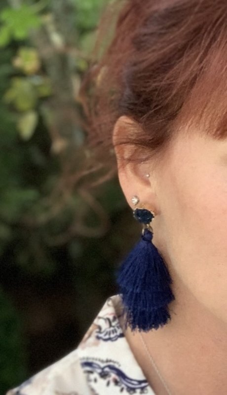 Lady EAResistible erotic star images