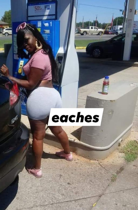 Yolanda Wallace naked actress pics