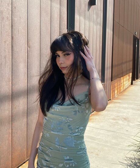 charlize model sexy gallery