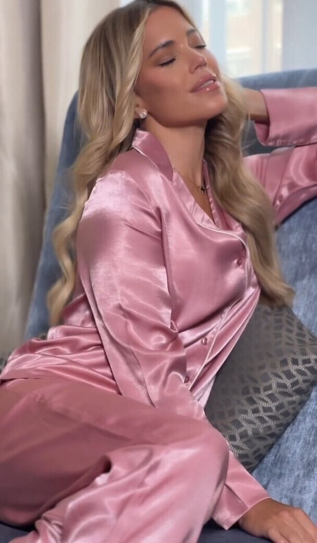 moms onlyfans sexy nude photos