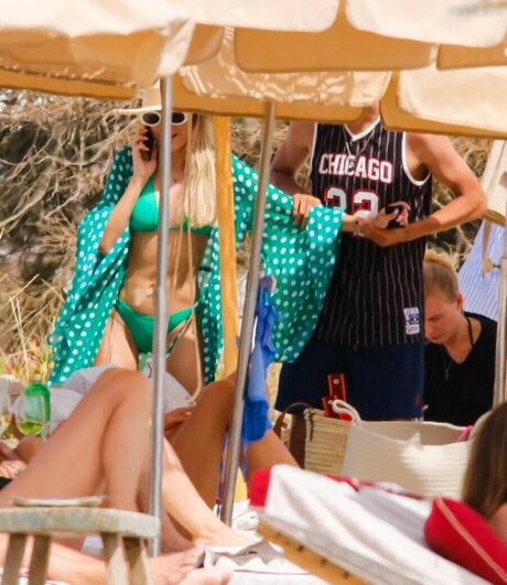 tattooed shemale onlyfans sexy photos