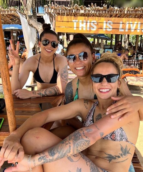 blonde babe onlyfans nude gallery