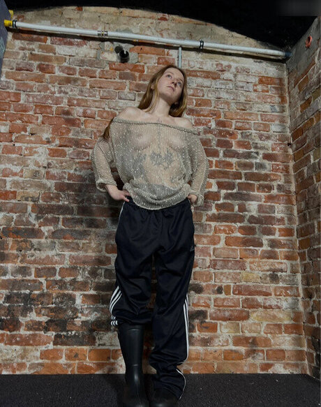 teen asian onlyfans hot nude image