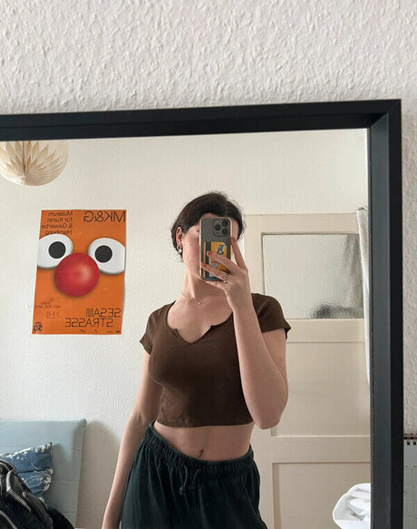 Vinted eBay high quality actress archive