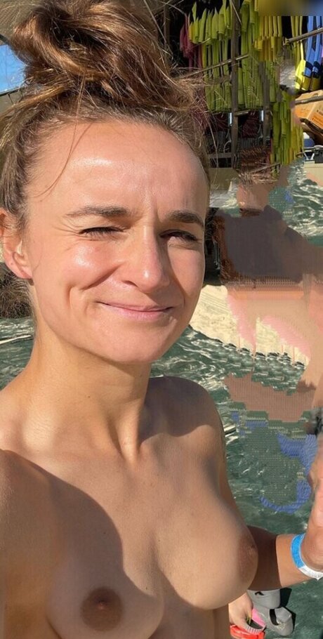 beautiful japanese onlyfans sex image