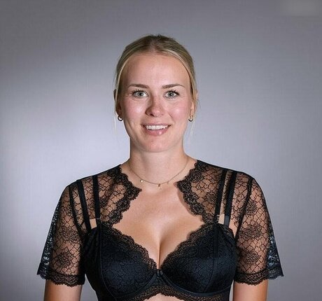 brown onlyfans hot porn pictures