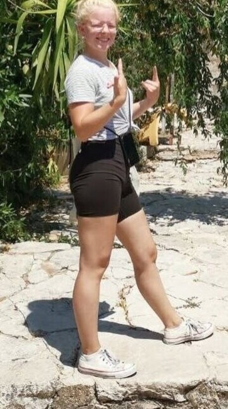 Jette Nietzard high quality actress pics