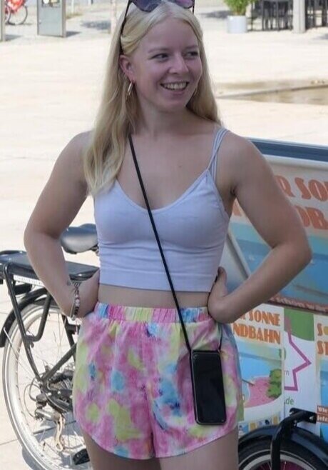 Jette Nietzard star art photos