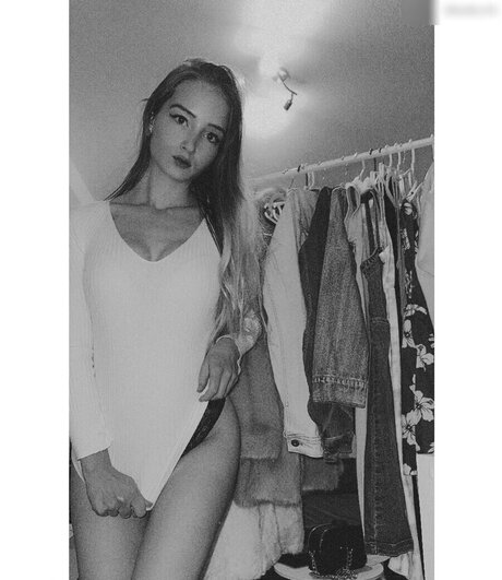 Nicki Anna model pornographic gallery