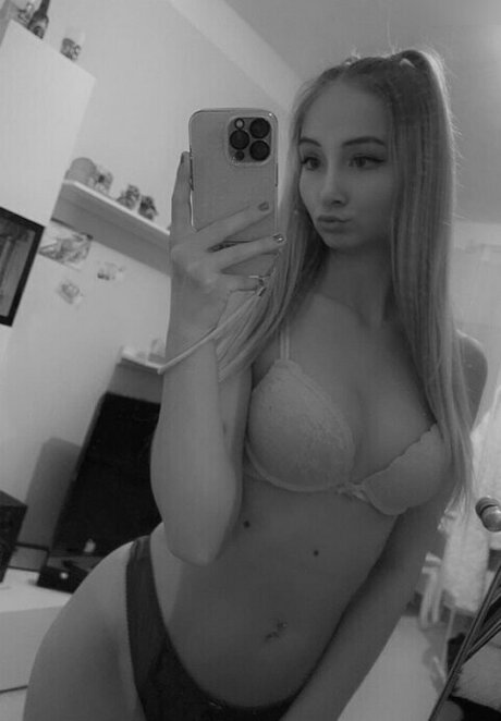 squirting orgasm onlyfans best pic