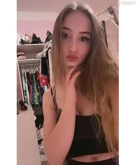 Nicki Anna star top galleries