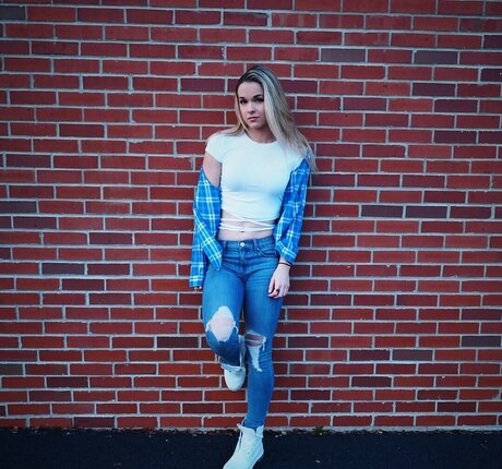 Karyn Best star hd pics