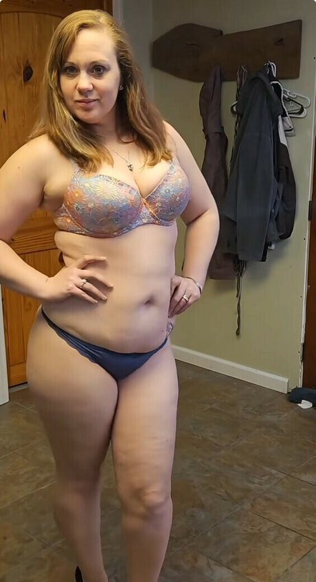 gym onlyfans beautiful nude image