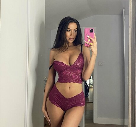 Sellisx model high quality pictures